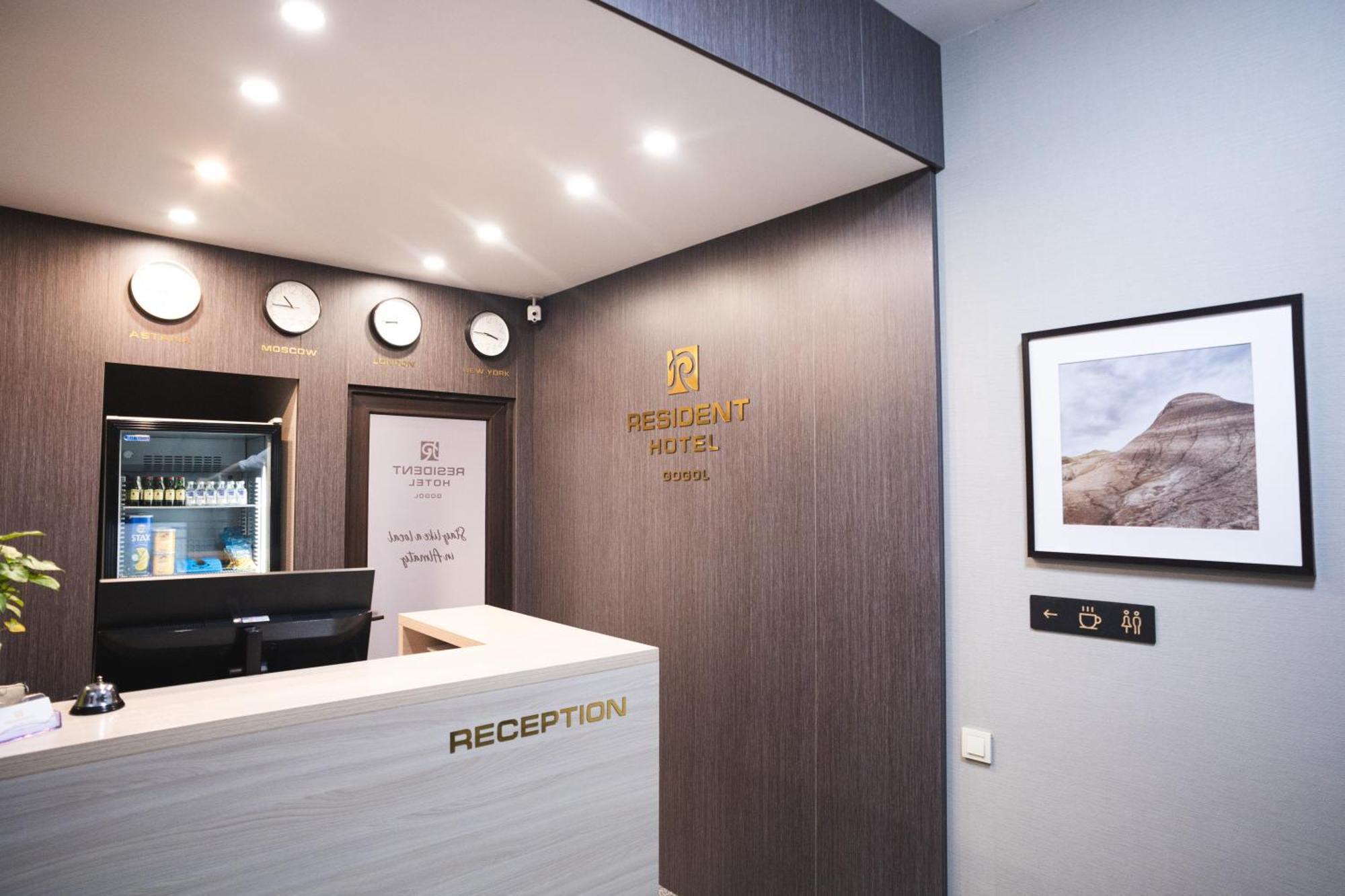 Resident Hotel Gogol Almaty Exteriér fotografie