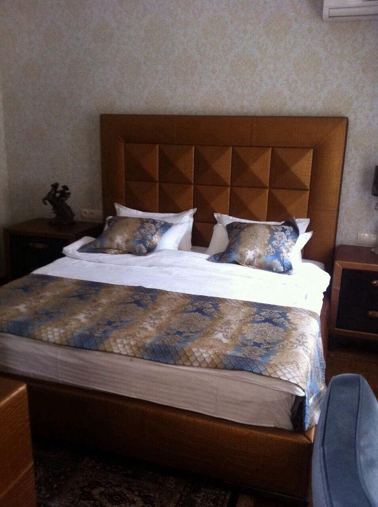 Resident Hotel Gogol Almaty Exteriér fotografie