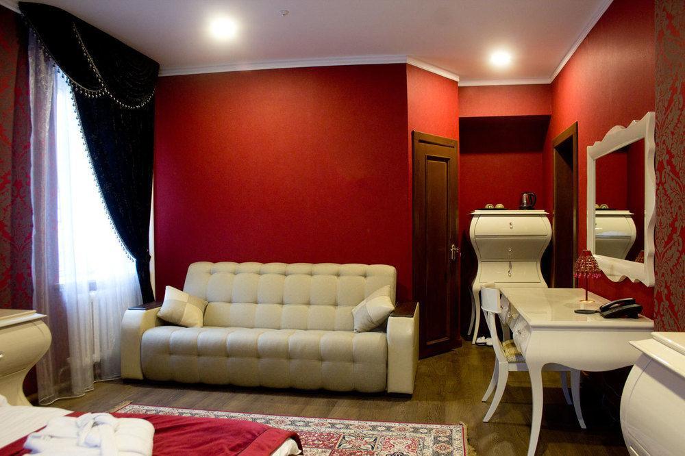 Resident Hotel Gogol Almaty Exteriér fotografie